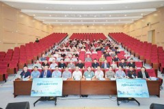 优秀新闻专栏排球交流赛新闻现场报道跳水分析访谈